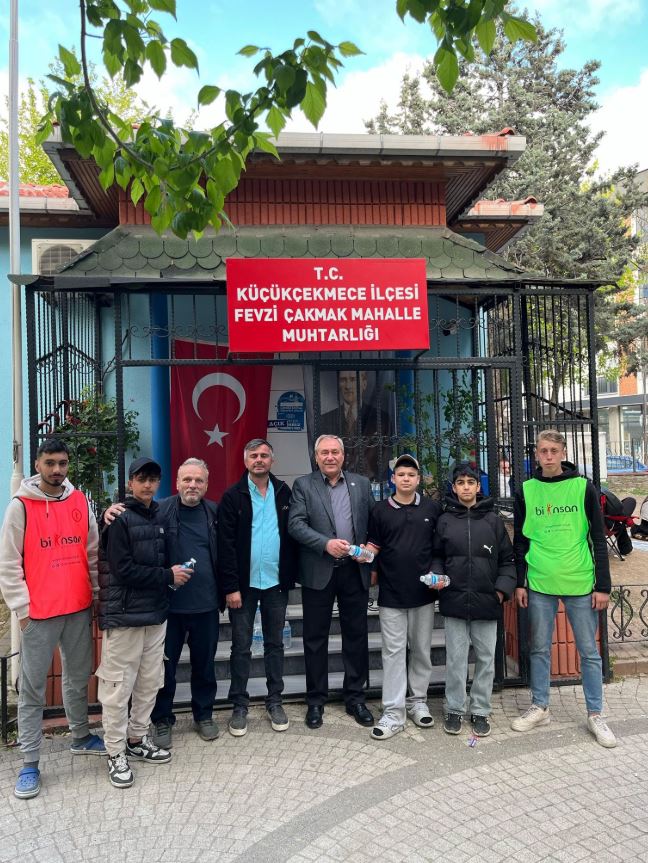 Kaymakamlığımız koordinesinde, Biinsan Derneği, SYDV, İHH,  depremden sonra vatandaşlarımızın ihtiyaçlarını gidermişlerdir.