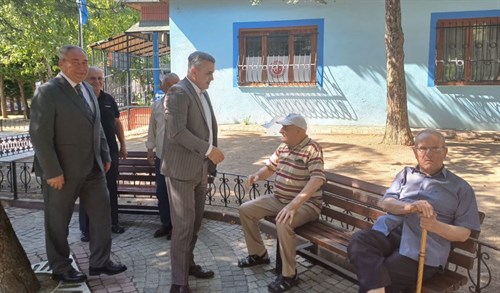 Kaymakamımız Mustafa ANTEPLİOĞLU, Fevzi Çakmak Mahallesi'nde yaşayan vatandaşlarımızla bir araya gelerek onların ihtiyaç ve taleplerini dinledi.