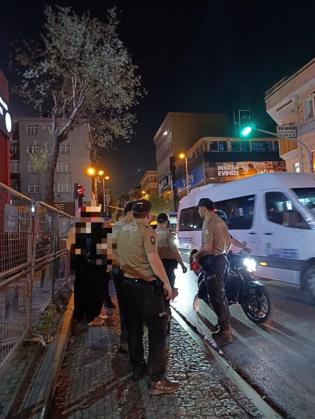 Vatandaşlarımızın huzuru ve güvenliği için her gün farklı noktalarda yapılan kapsamlı uygularımız devam ediyor.